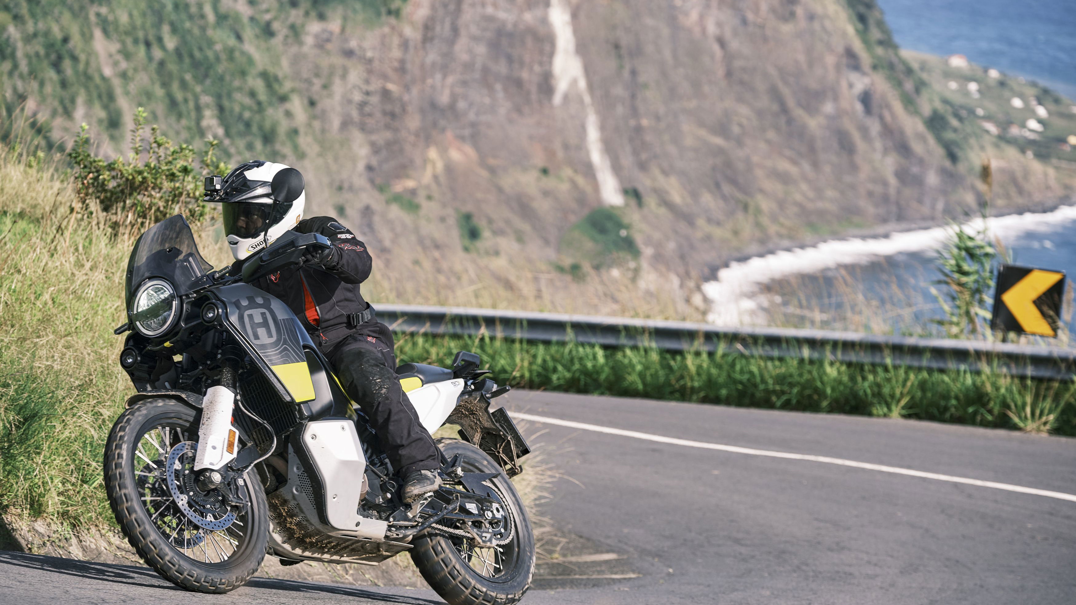 Husky-Norden-901-Visordown-Review